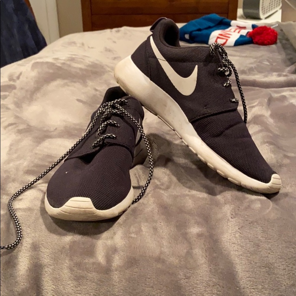 Nike Roshes - black